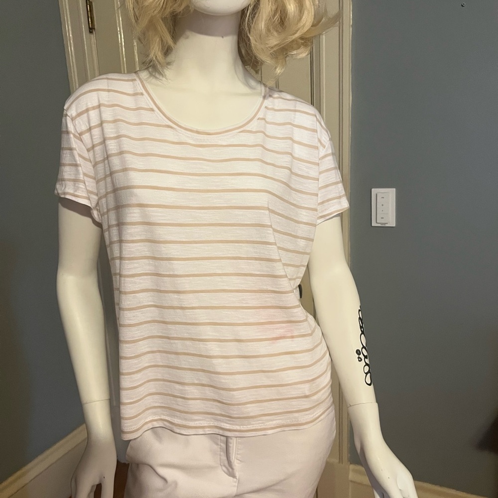 Vineyard Vines White and Tan Relaxed Short Sleeve T-Shirt